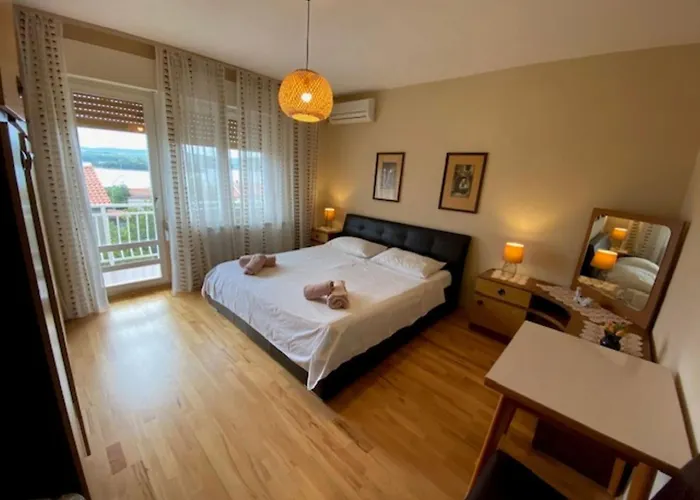 Ruhige Lage Drago By Interhome * פונאנט